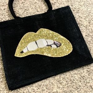 Black jute tote gold lips